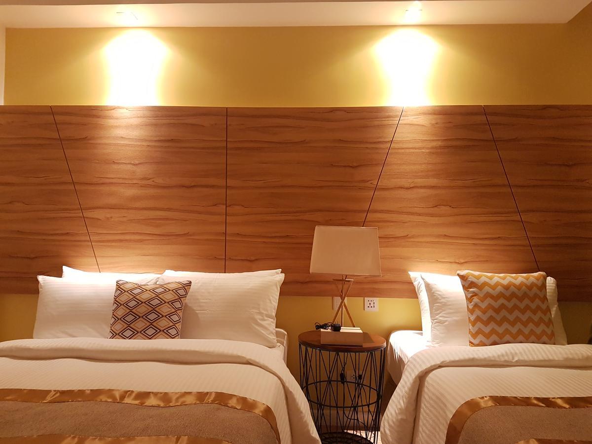Ferra Hotel And Garden Suites Balabag  Zewnętrze zdjęcie
