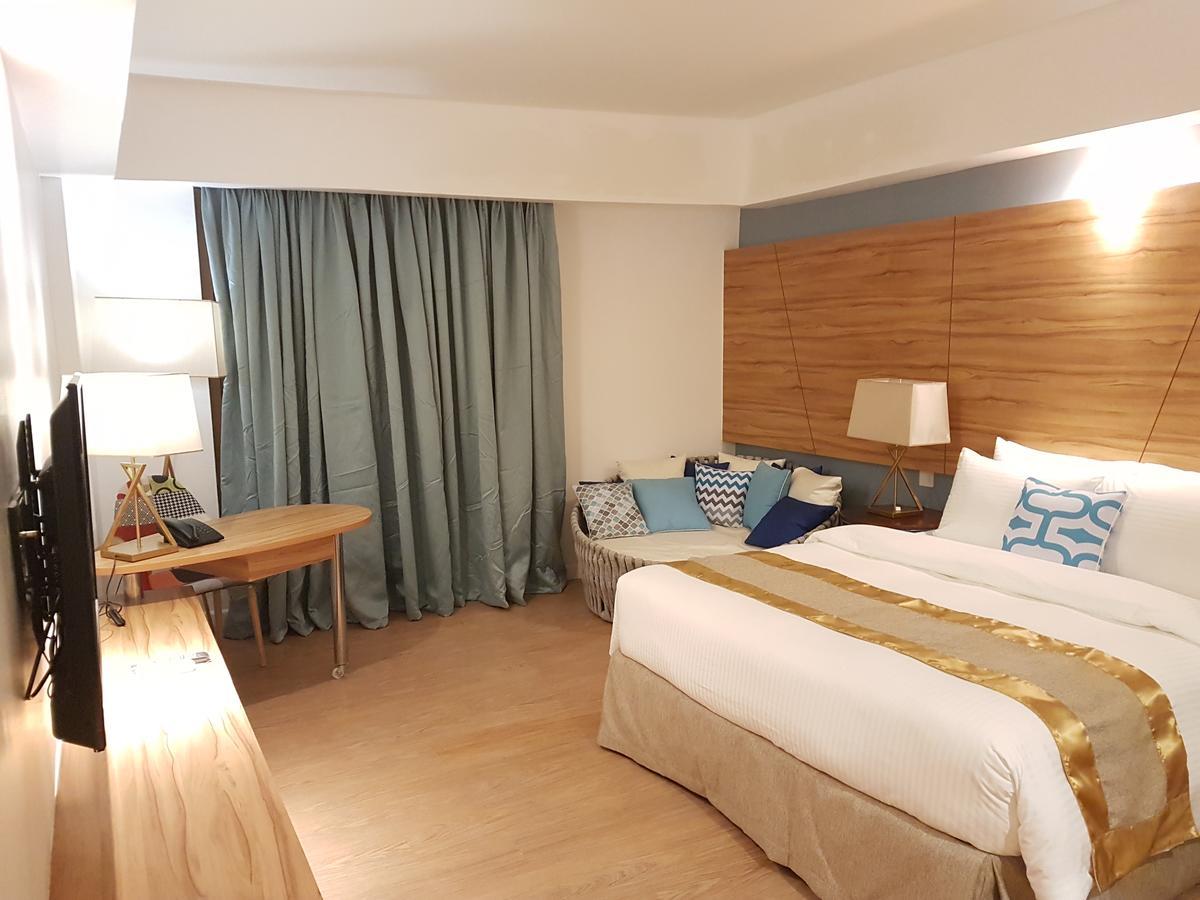 Ferra Hotel And Garden Suites Balabag  Zewnętrze zdjęcie