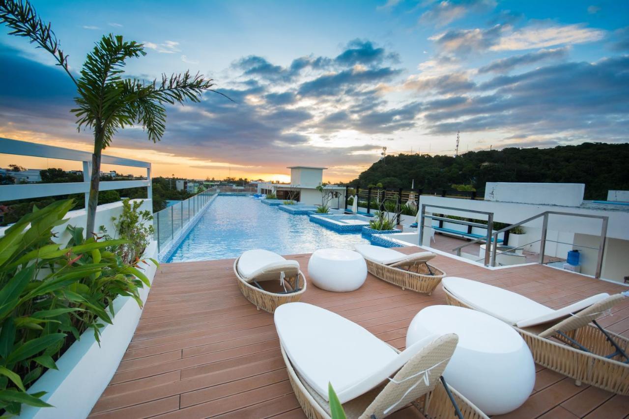 Ferra Hotel And Garden Suites Balabag  Zewnętrze zdjęcie
