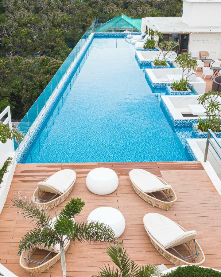 Ferra Hotel And Garden Suites Balabag  Zewnętrze zdjęcie