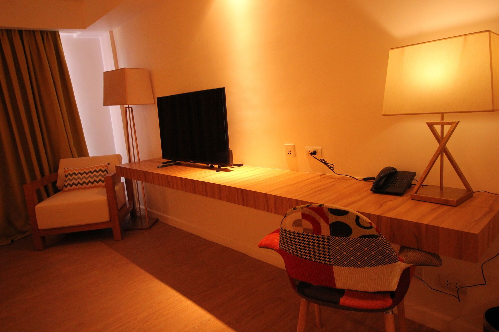 Ferra Hotel And Garden Suites Balabag  Zewnętrze zdjęcie